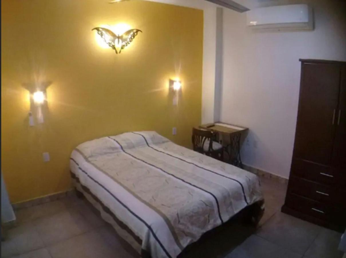 Aguacate Suites Mazatlan Exterior photo