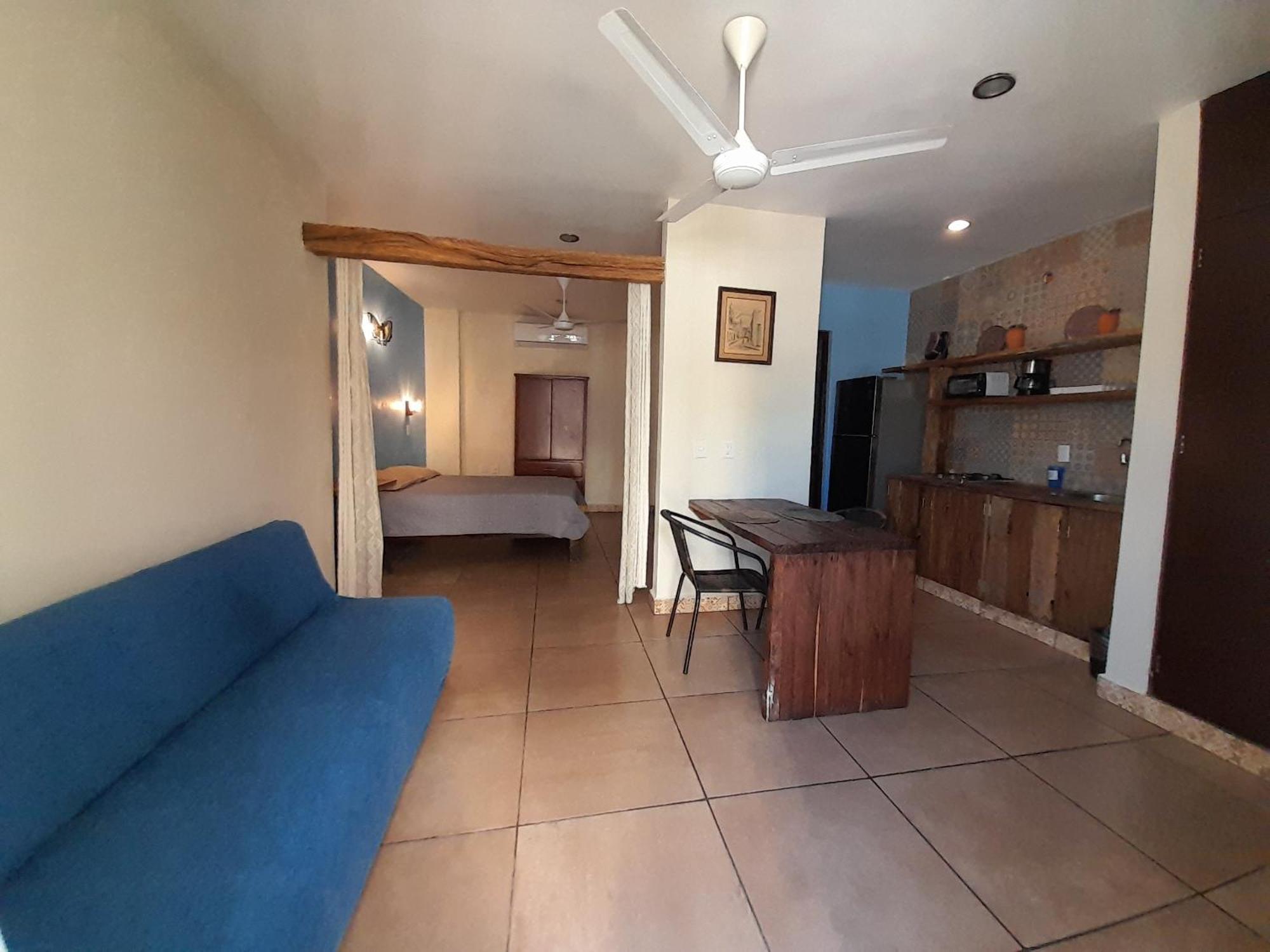 Aguacate Suites Mazatlan Exterior photo
